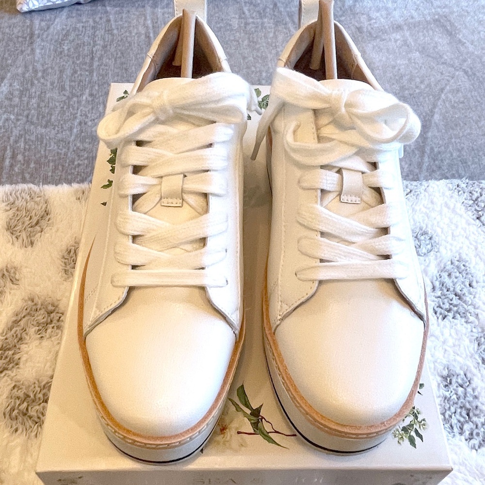 Chelsea & Violet Penny Leather Platform Lace-Up Sneakers